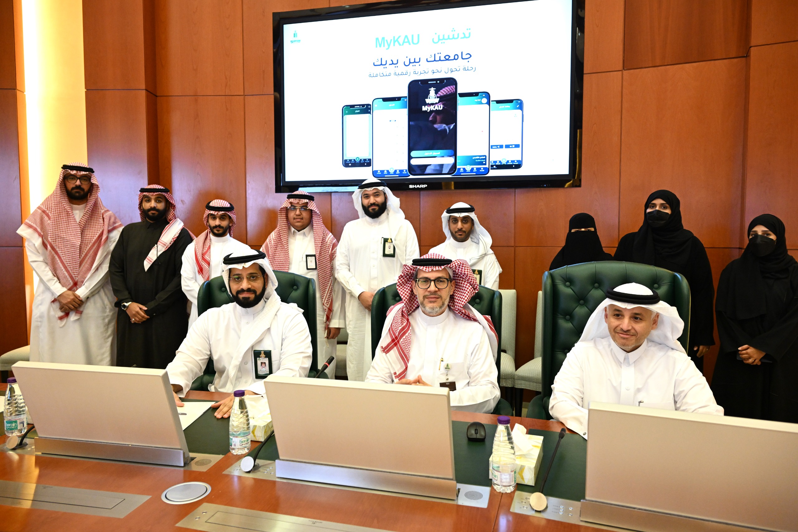 جامعة الملك عبدالعزيز تدشن تطبيق My KAU بحلته الجديدة لتعزيز جودة الحياة الجامعية ورفع كفاءة التحول الرقمي