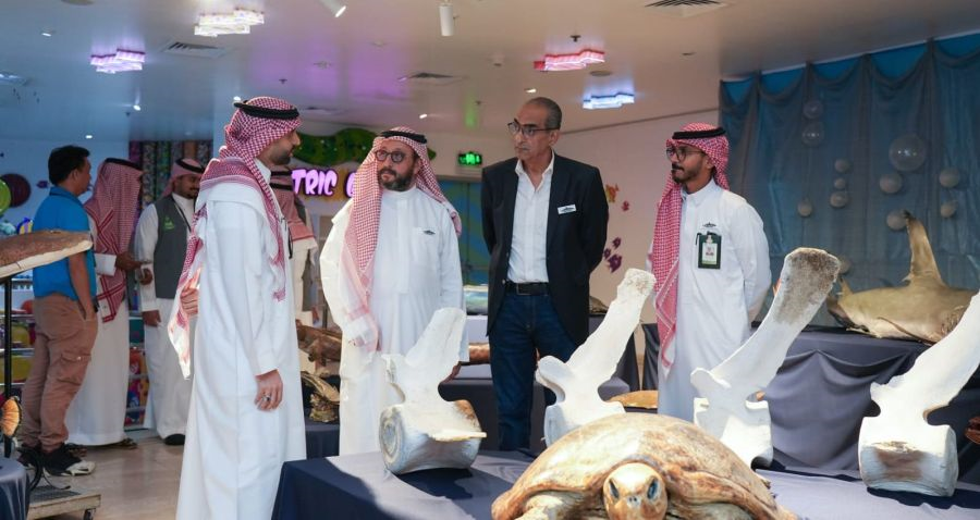 Faculty of Marine Sciences launched a community outreach initiative to raise awareness about sharks with Fakieh Aquarium